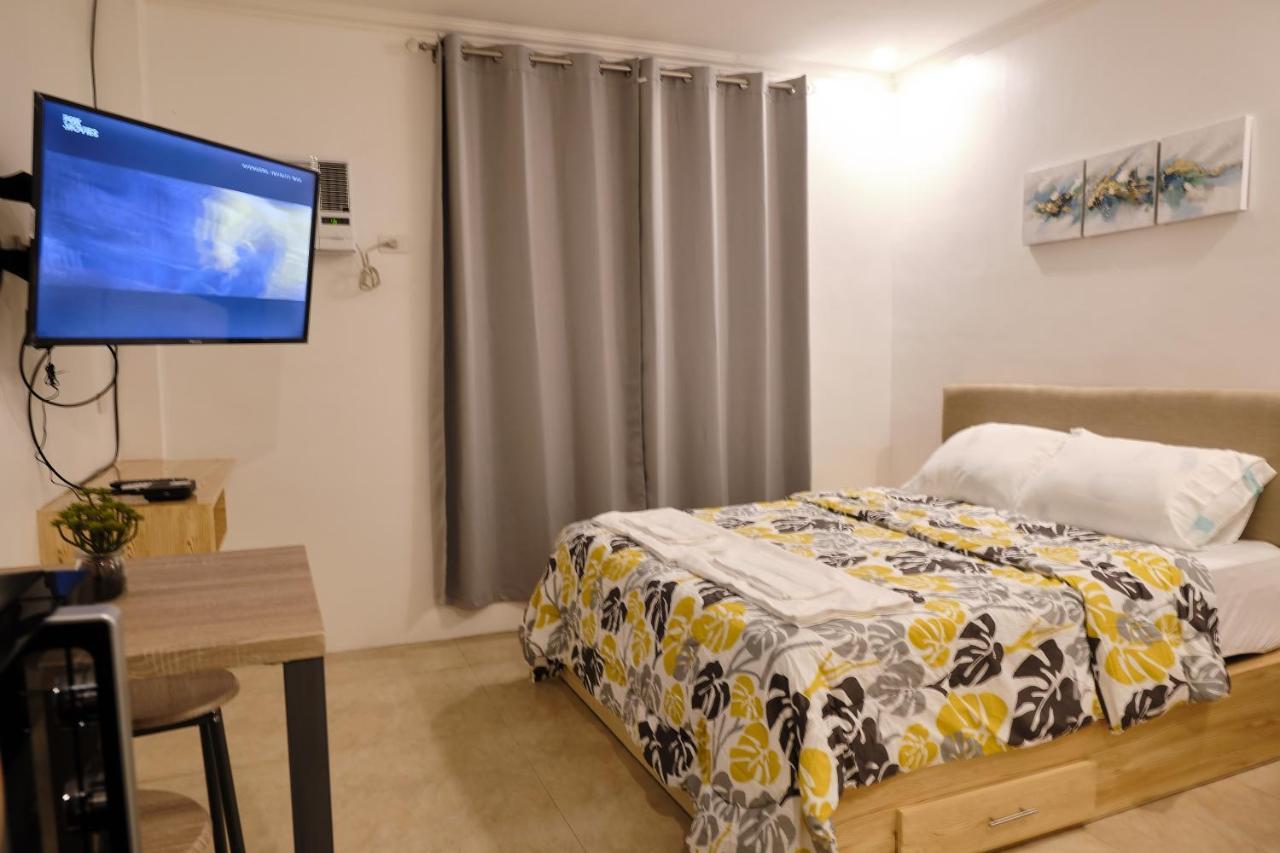 Hidden Hill Hotel Мактан Екстериор снимка