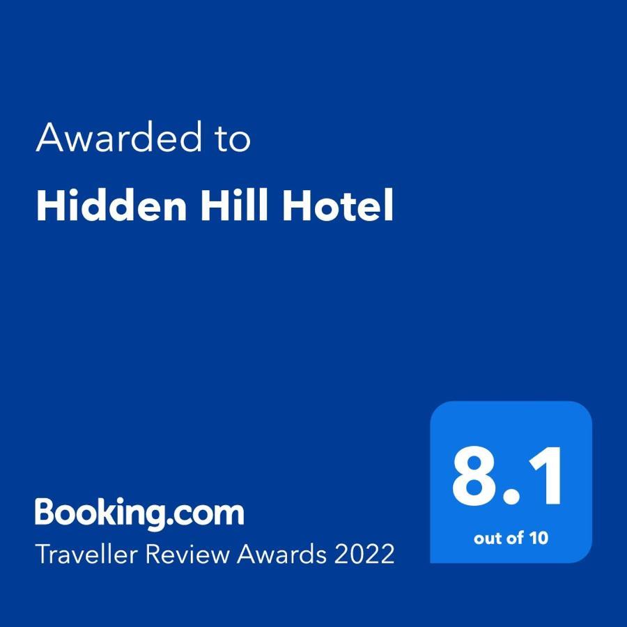 Hidden Hill Hotel Мактан Екстериор снимка